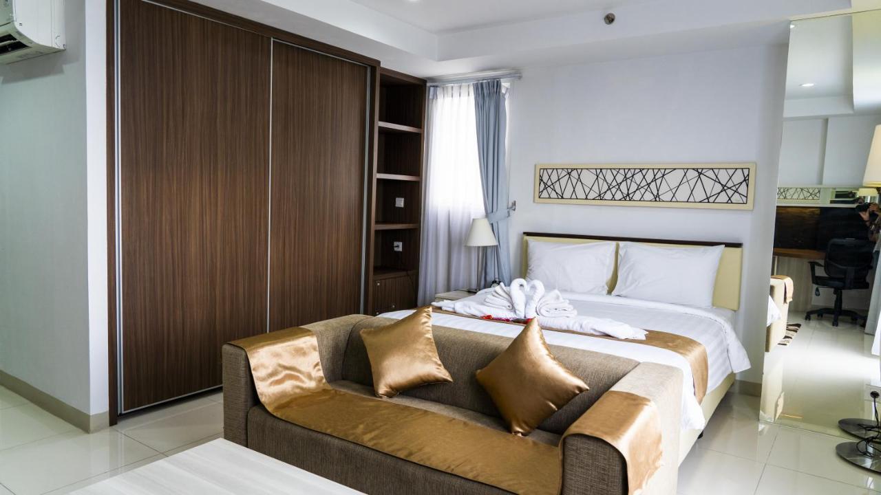 Azalea Suites Cikarang By Jayakarta Group Бекаси Экстерьер фото