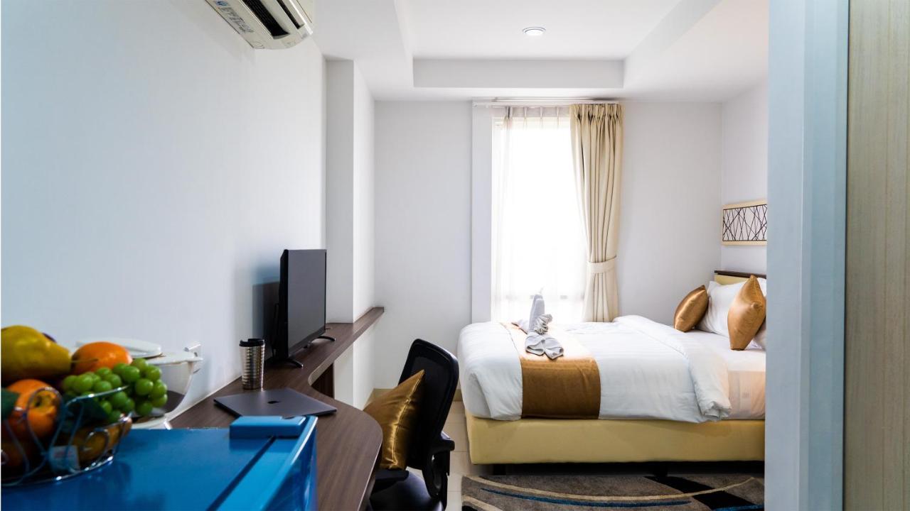 Azalea Suites Cikarang By Jayakarta Group Экстерьер фото