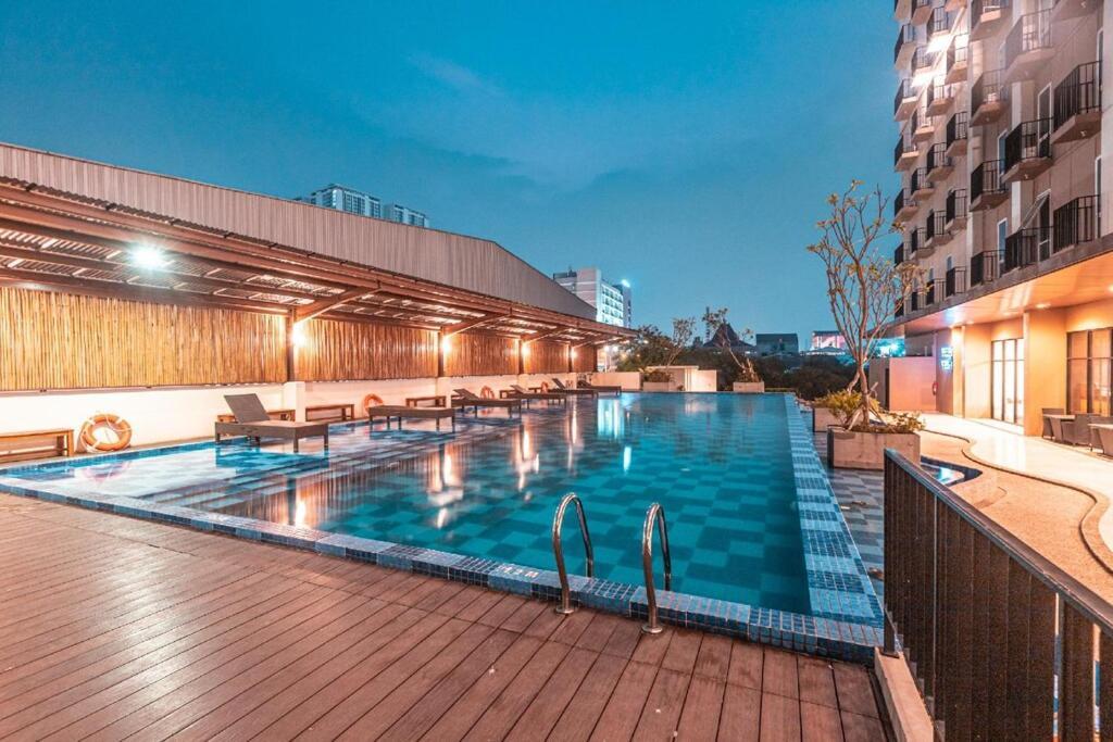 Azalea Suites Cikarang By Jayakarta Group Экстерьер фото