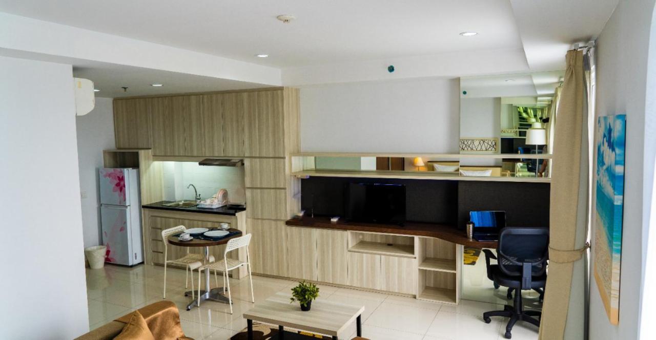 Azalea Suites Cikarang By Jayakarta Group Экстерьер фото